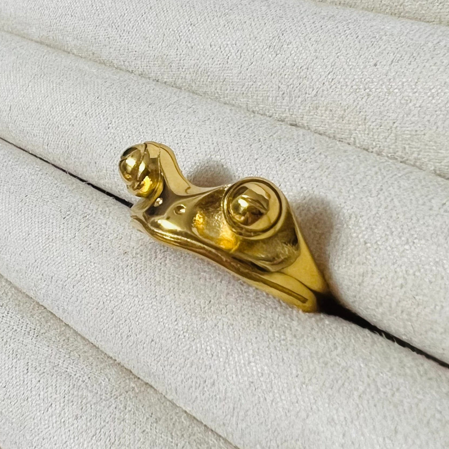 Frog ring, non tarnish ring, waterproof ring, 18k PVD Gold filled froggy ring.