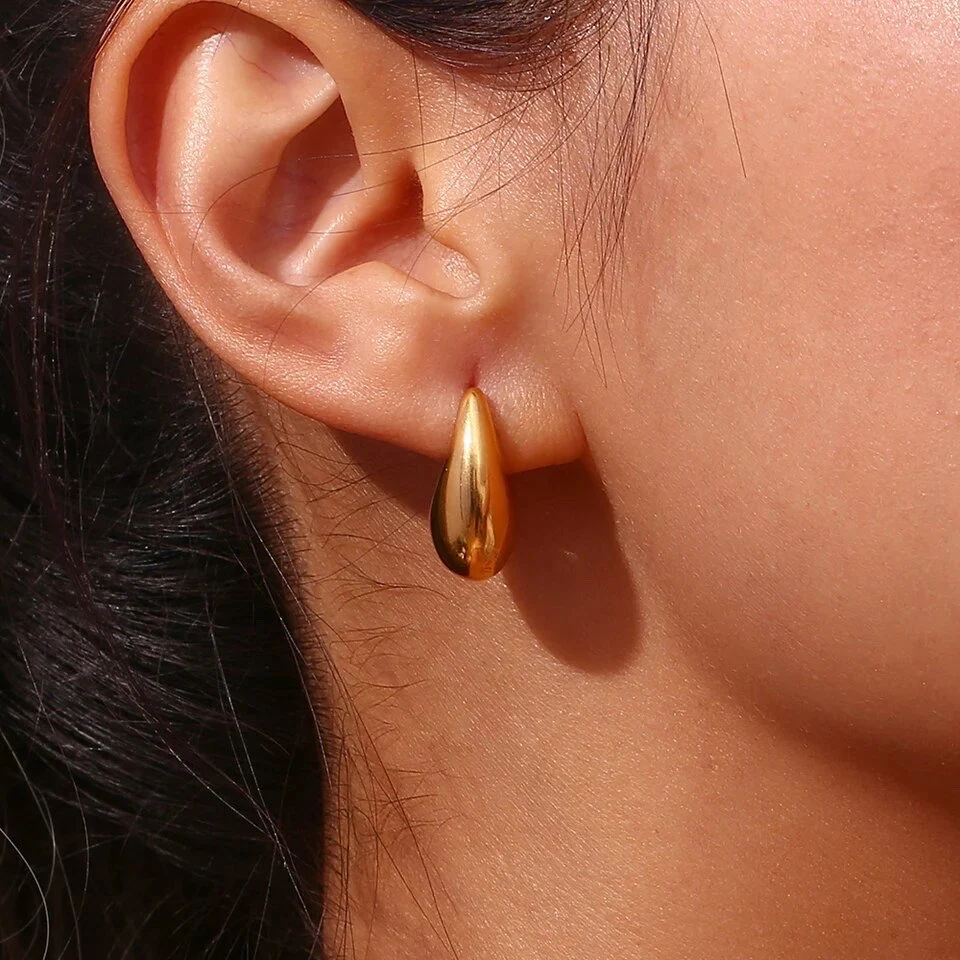 Gold chunky earrings, Waterproof teardrop earrings, dupes Bottega earrings.