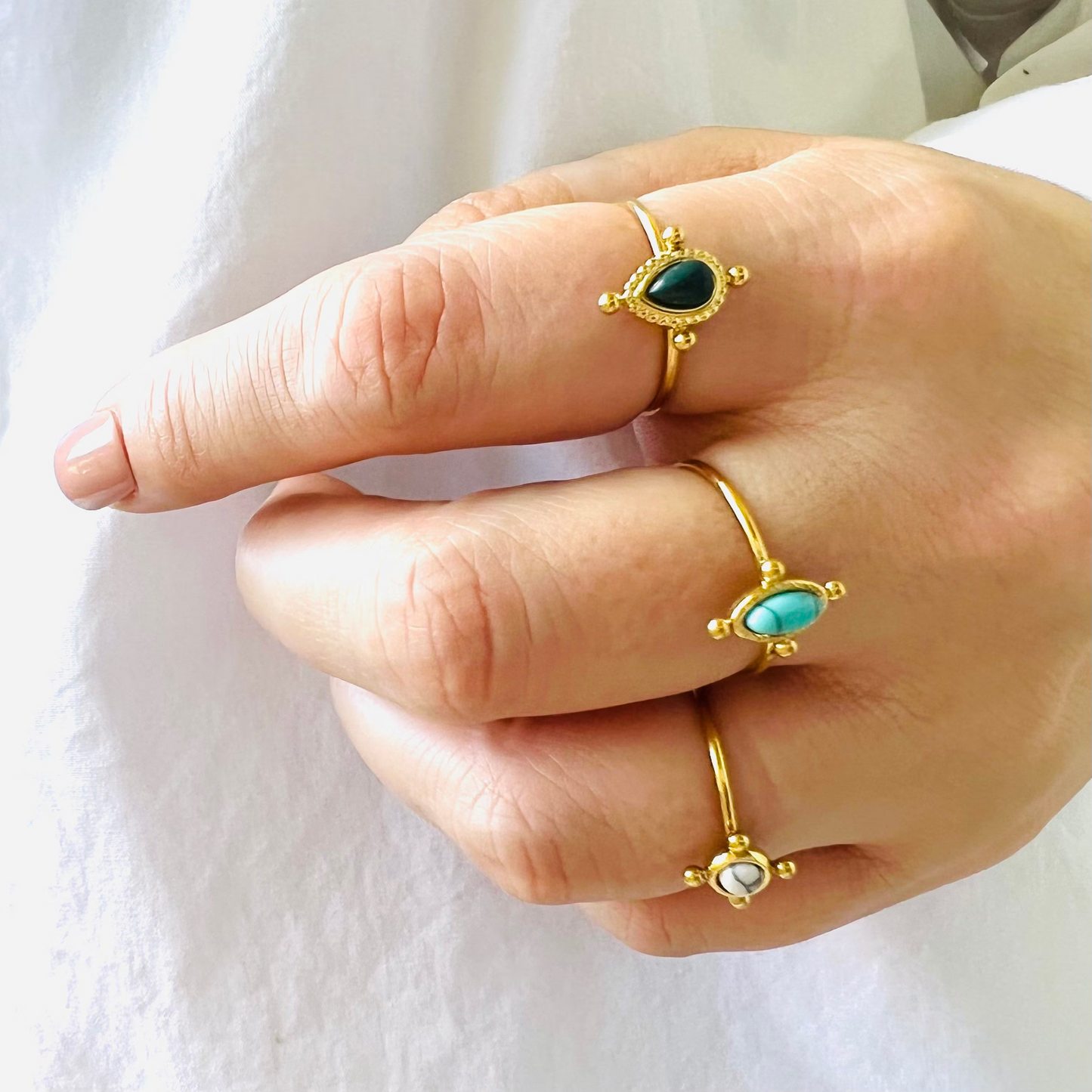 Non tarnish ring, minimalist stones open rings, dainty vintage ring style, 18K pvd gold waterproof ring.