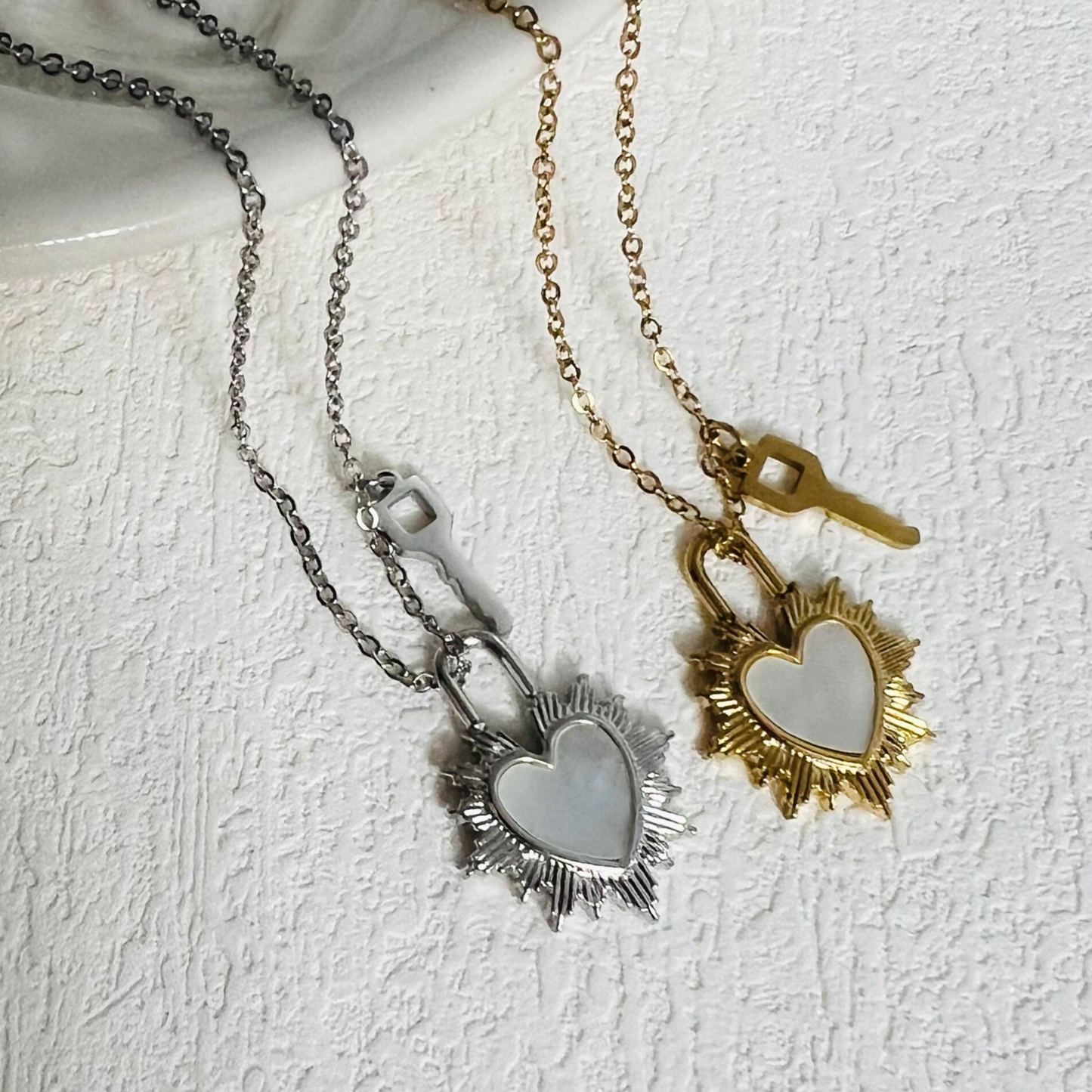 Heart necklace, waterproof necklace, dainty white shell necklaces.